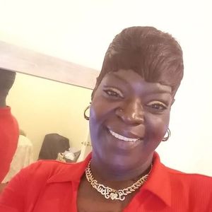 Meet your Posher, Sharonda